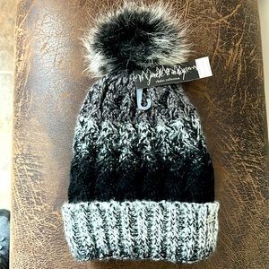 Jack & Missy Plush Lined Pom Pom Hat-NWT